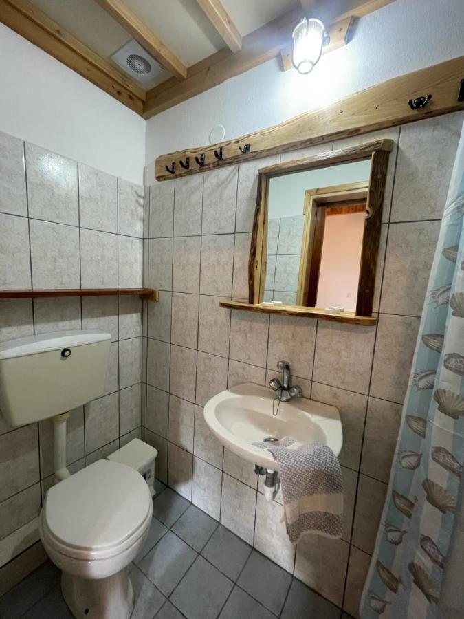 Pension Oasis Votsi  Luaran gambar